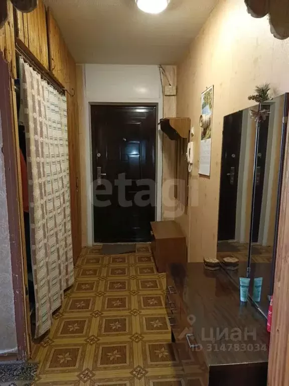 2-к кв. Псковская область, Остров ул. ДОС, 18 (47.1 м) - Фото 1