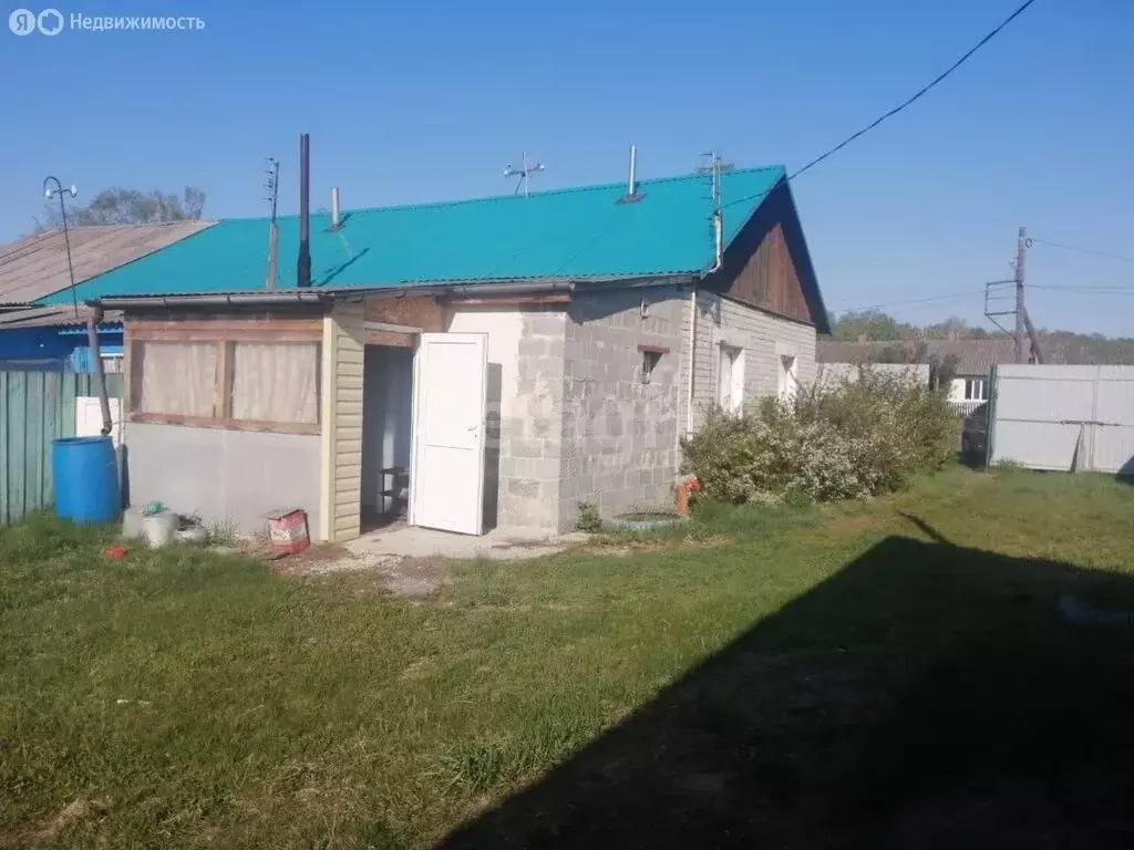 Дом в село Скородум, Центральная улица, 14 (75 м) - Фото 1