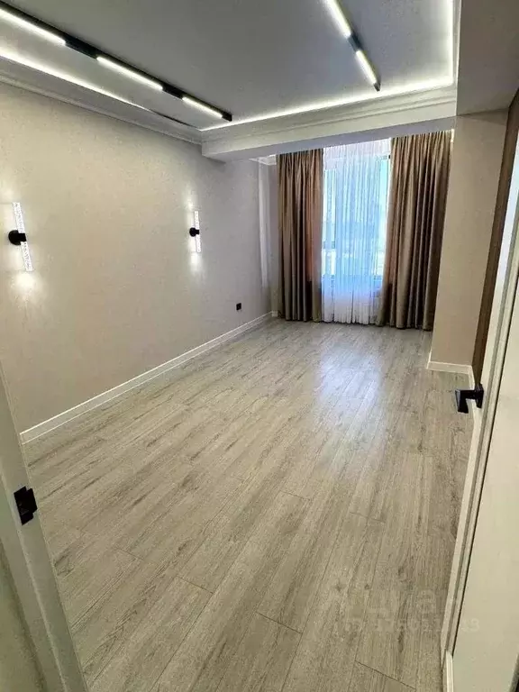 1-к кв. Краснодарский край, Сочи Центральный мкр, ул. Несебрская, 14 ... - Фото 1