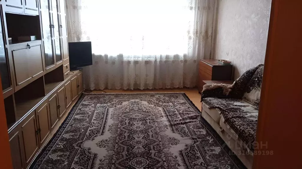 2-к кв. Красноярский край, Красноярск Парашютная ул., 70а (51.4 м) - Фото 0