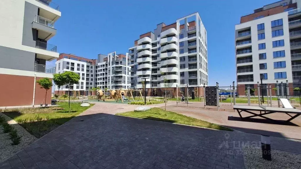 Студия Крым, Сакский район, Лесновское с/пос, с. Прибрежное ул. ... - Фото 1