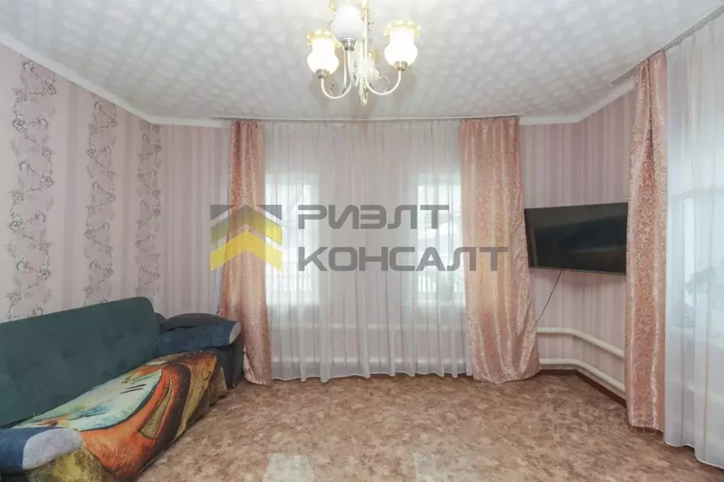 Дом в Омская область, Омск ул. Олега Кошевого, 76 (120 м) - Фото 1