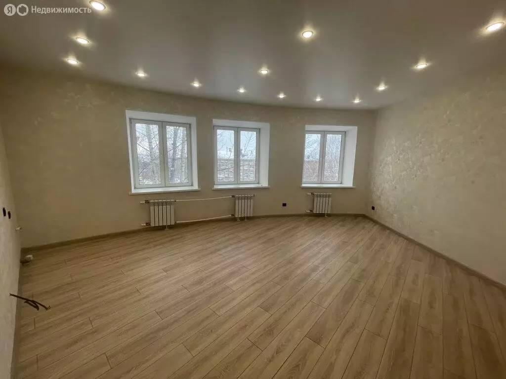 3-комнатная квартира: Ачинск, улица Ленина, 15 (115 м) - Фото 2