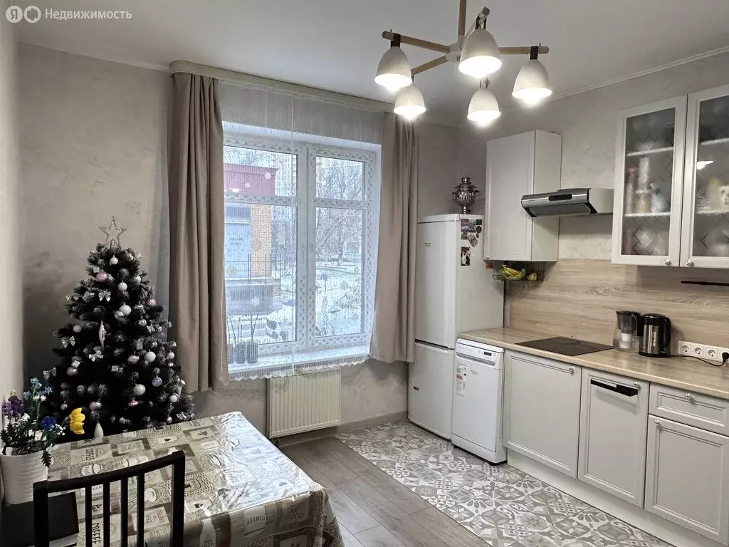 2-комнатная квартира: Мытищи, 2-й Красноармейский переулок, 3 (67.3 м) - Фото 1