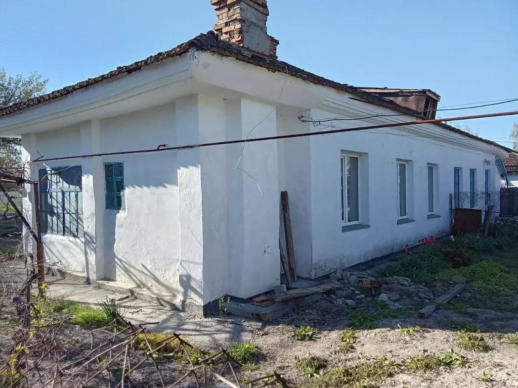 Дом в Крым, Бахчисарайский район, с. Железнодорожное ул. Шмелева, 27 ... - Фото 0