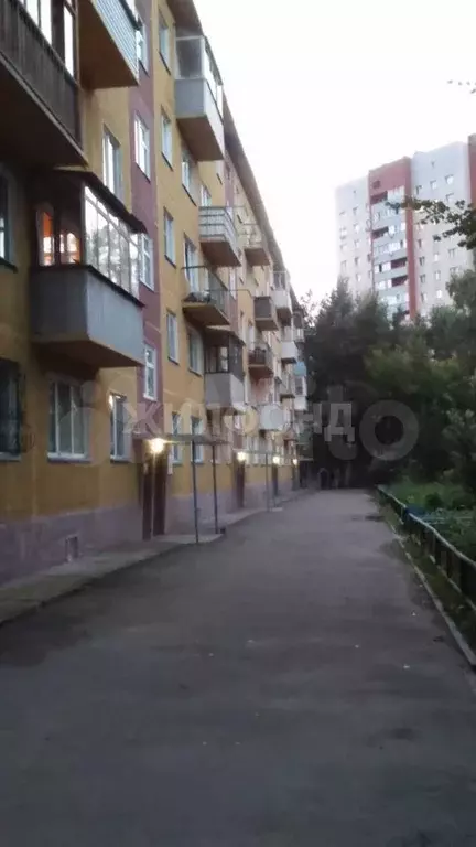 1-к. квартира, 32 м, 4/5 эт. - Фото 0