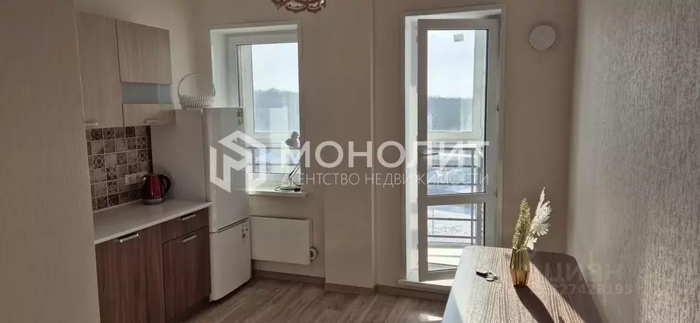 1-к кв. Белгородская область, Старый Оскол Дубрава мкр, 1 кв-л, 22 ... - Фото 2