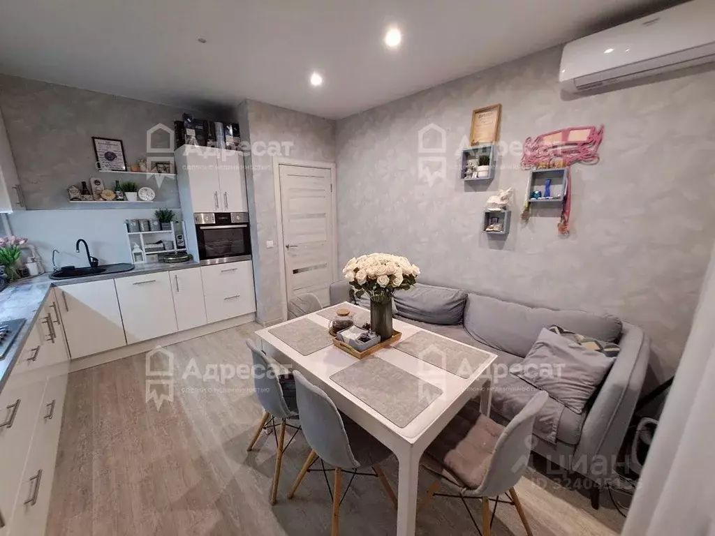 2-к кв. Волгоградская область, Волгоград ул. Степанищева, 16 (56.9 м) - Фото 2