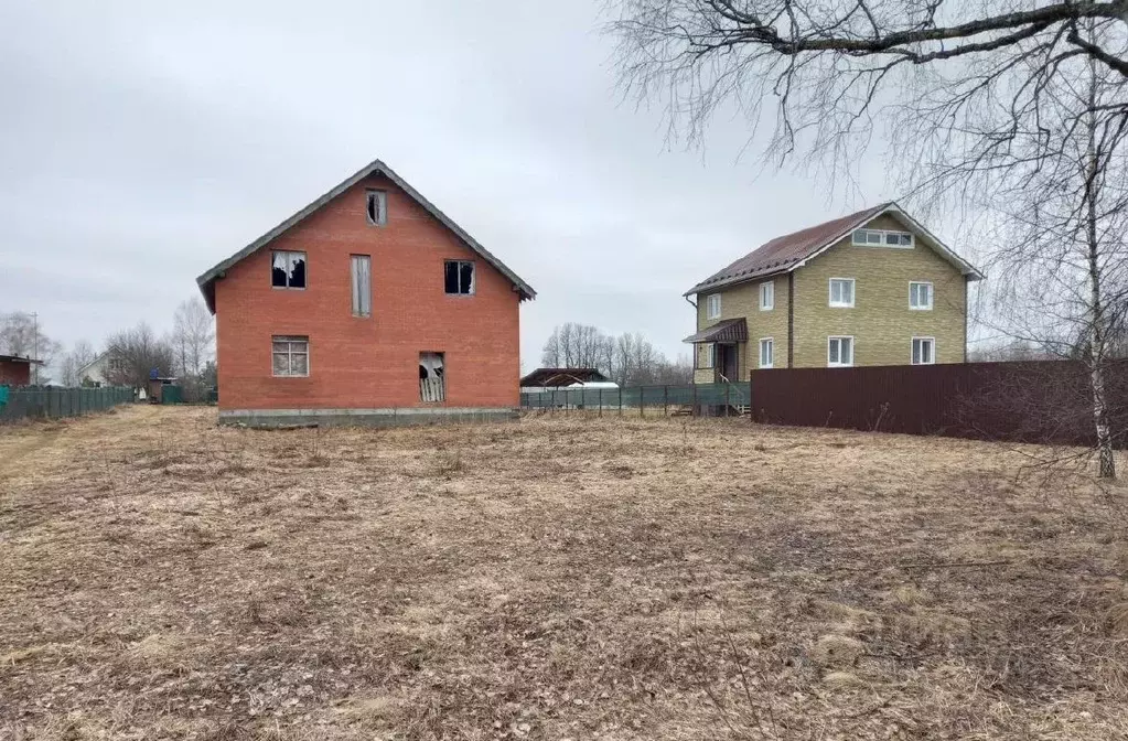 Участок в Московская область, Дмитровский муниципальный округ, д. ... - Фото 0