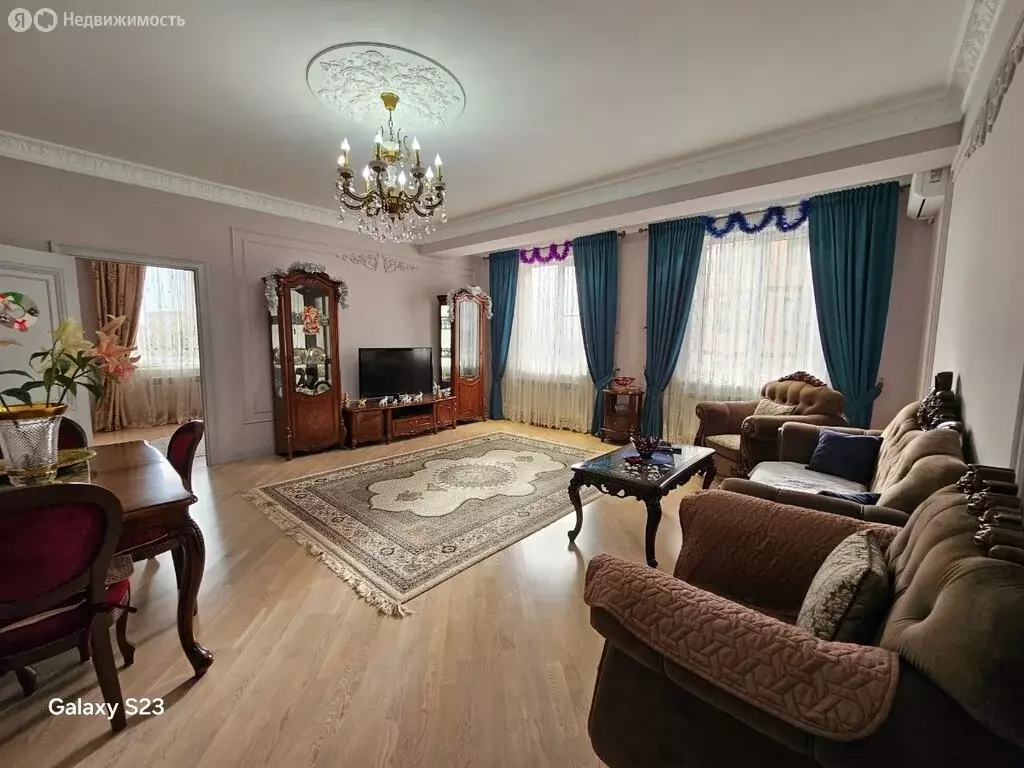 3-комнатная квартира: Махачкала, улица Даниялова, 112 (126 м) - Фото 2