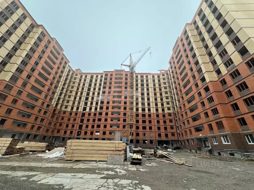 1-к кв. Дагестан, Каспийск ул. Байрамова, 7А (52.0 м) - Фото 1