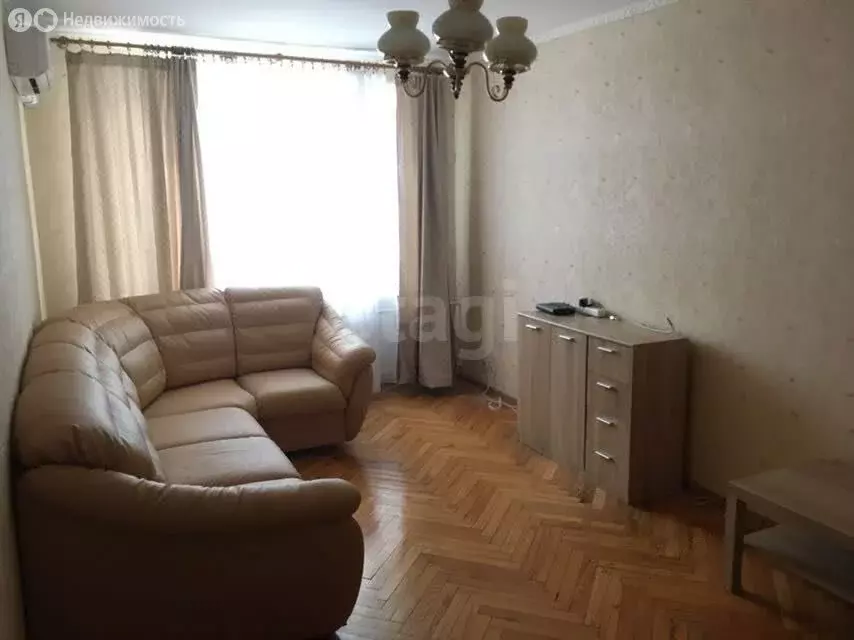 3-комнатная квартира: Москва, Комсомольский проспект, 19 (55 м) - Фото 0