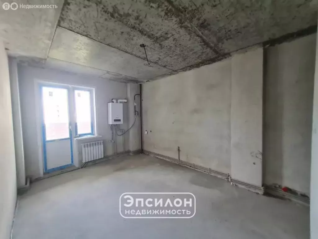 3-комнатная квартира: Курск, 2-я Агрегатная улица, 57А (80.36 м) - Фото 1