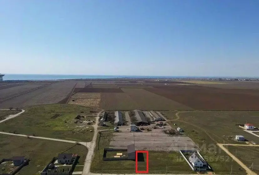 Участок в Крым, Сакский район, с. Молочное ул. Конрадская, 64 (8.2 ... - Фото 0