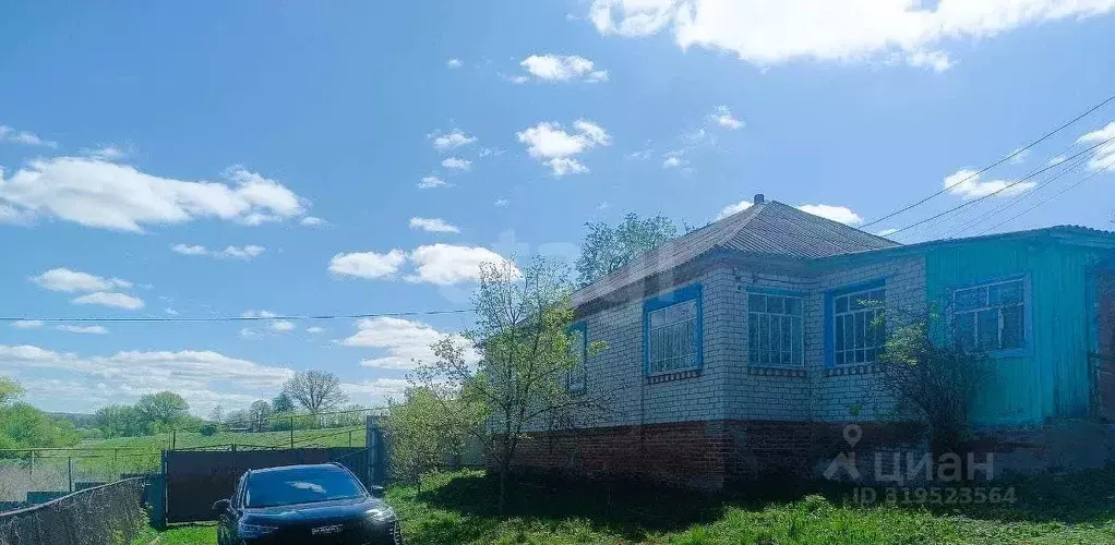 Дом в Белгородская область, Новооскольский муниципальный округ, с. ... - Фото 2