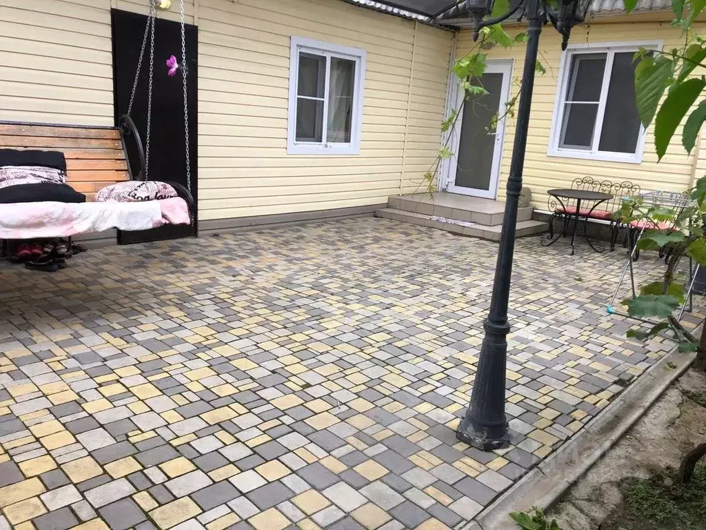 Дом в Краснодарский край, Темрюкский район, Фонталовское с/пос, пос. ... - Фото 1