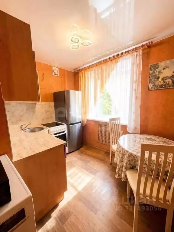 4-к кв. Тюменская область, Тюмень Садовая ул., 111 (62.6 м) - Фото 0
