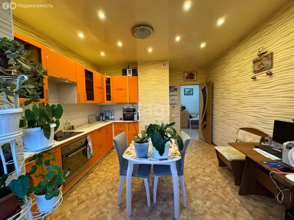 2-комнатная квартира: Сыктывкар, проспект Бумажников, 26 (60.8 м) - Фото 1