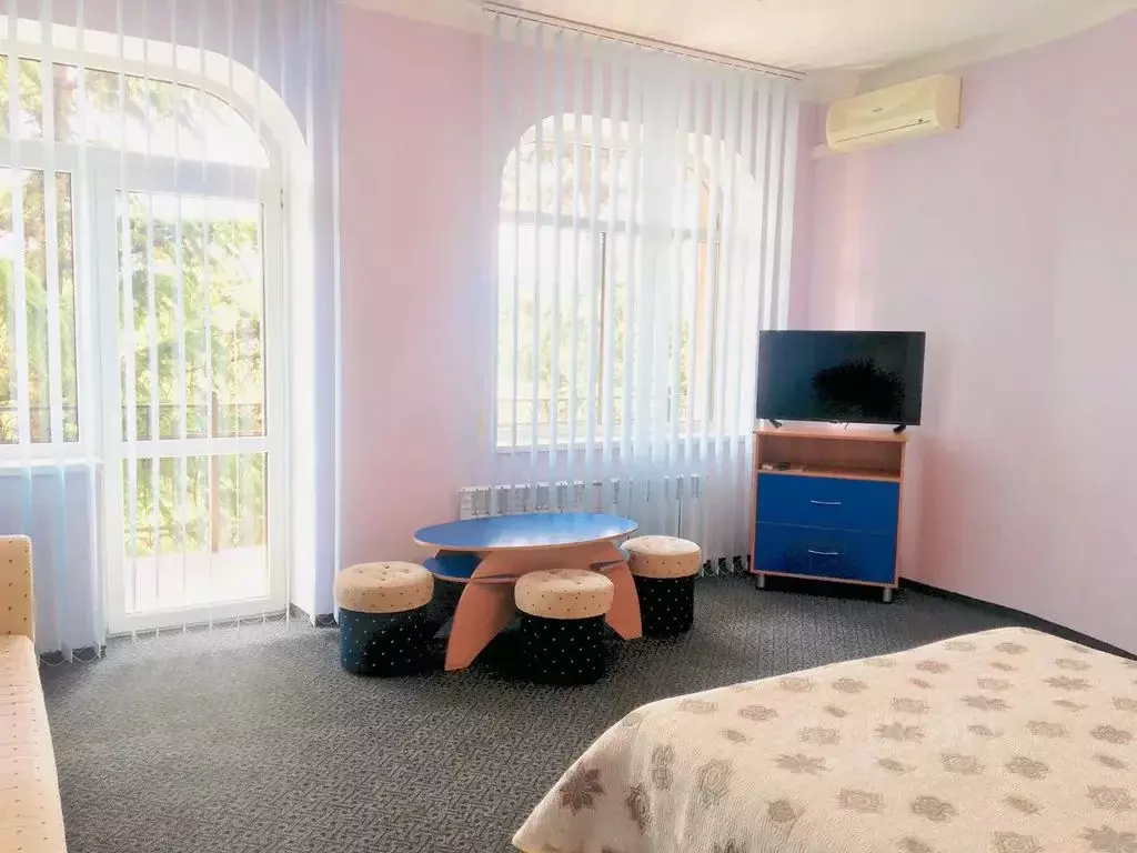 Комната Крым, Алушта ул. Багликова, 8А - Фото 1