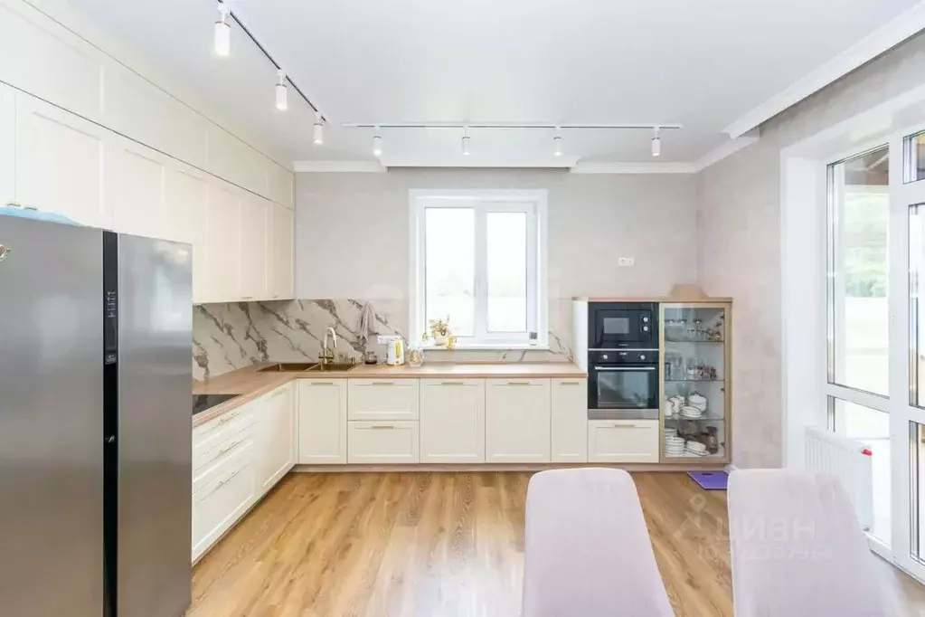 Дом в Тюменская область, Тюменский муниципальный округ, с. Перевалово ... - Фото 1