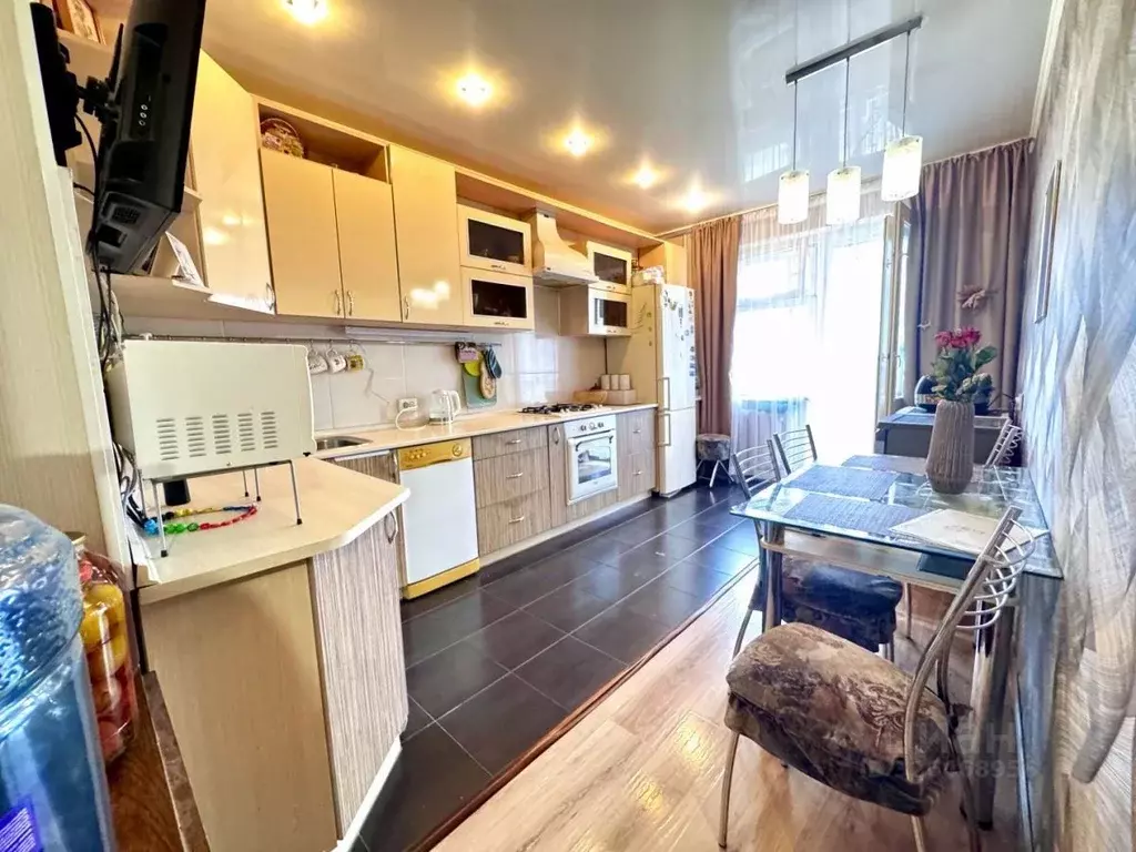 3-к кв. Орловская область, Орел Планерная ул., 62 (71.0 м) - Фото 1