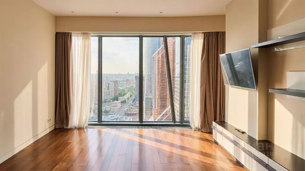 1-к кв. Москва 1-й Красногвардейский проезд, 21с2 (96.0 м) - Фото 1