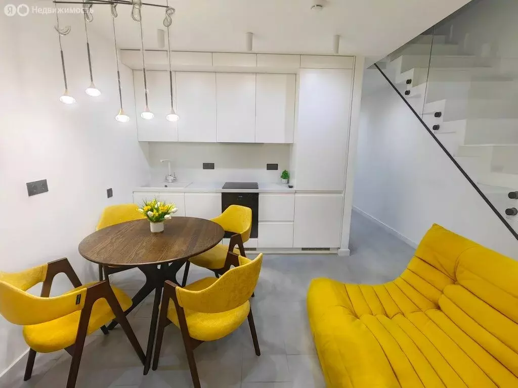 2-комнатная квартира: Наро-Фоминск, площадь Свободы, 4В (72.6 м) - Фото 1