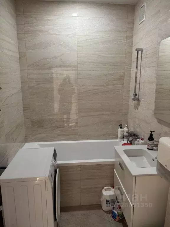 2-к кв. Москва Профсоюзная ул., 128А (35.6 м) - Фото 1