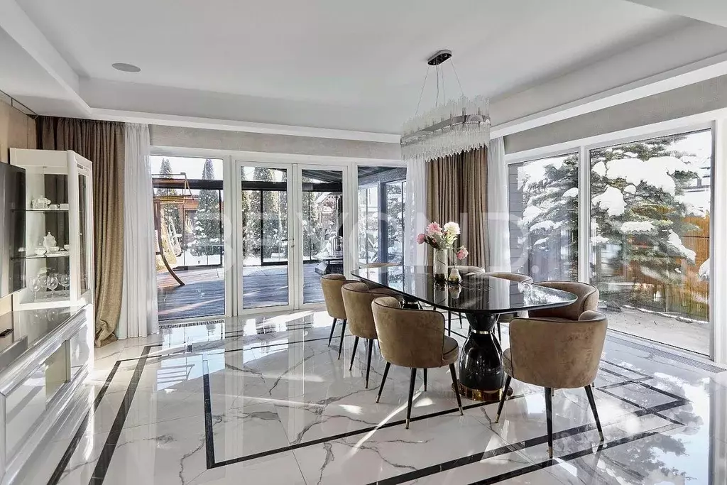 Дом, 594.7 м - Фото 1