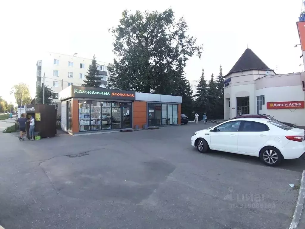 Торговая площадь в Татарстан, Зеленодольск Комсомольская ул., 10/1 (28 ... - Фото 1