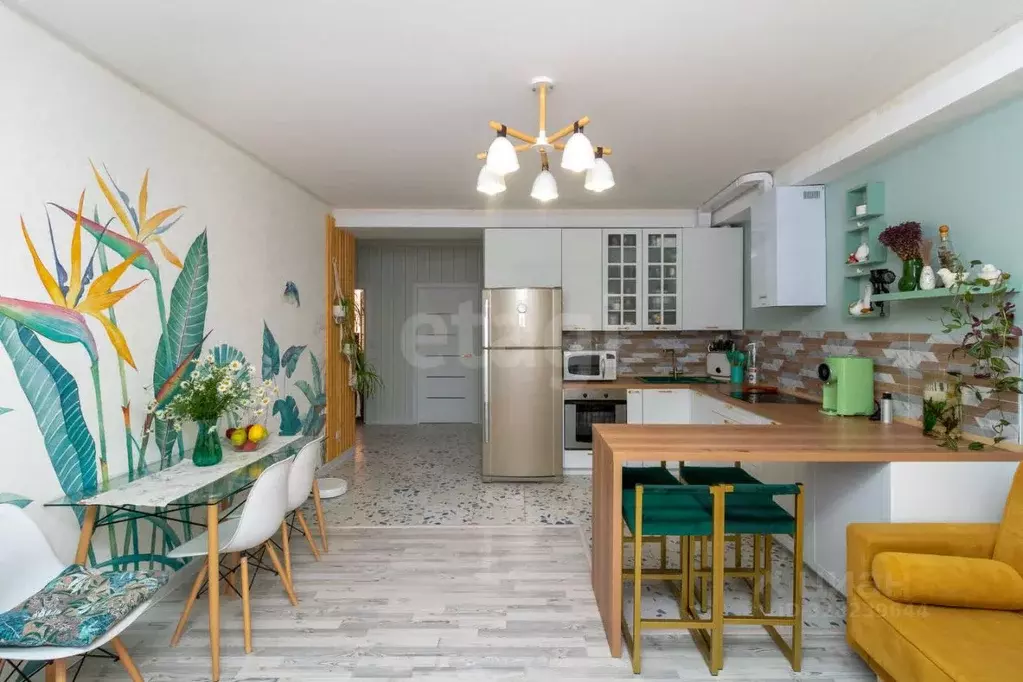 3-к кв. Тюменская область, Тюмень Заречный проезд, 37к1 (81.8 м) - Фото 1