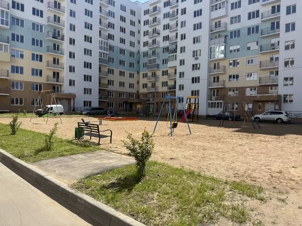 3-к кв. Ярославская область, Ярославль ул. Брагинская, 18к3 (75.0 м) - Фото 0