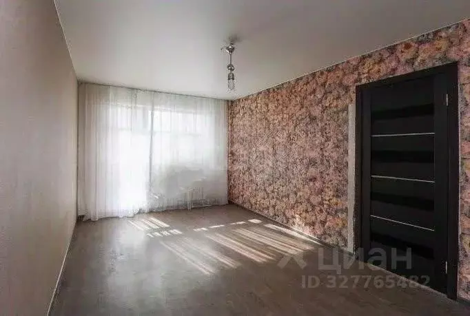 2-к кв. Красноярский край, Красноярск просп. Металлургов, 33 (45.0 м) - Фото 1