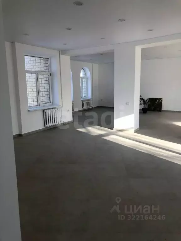 Офис в Кировская область, Киров ул. Альберта Лиханова, 32 (123 м) - Фото 1