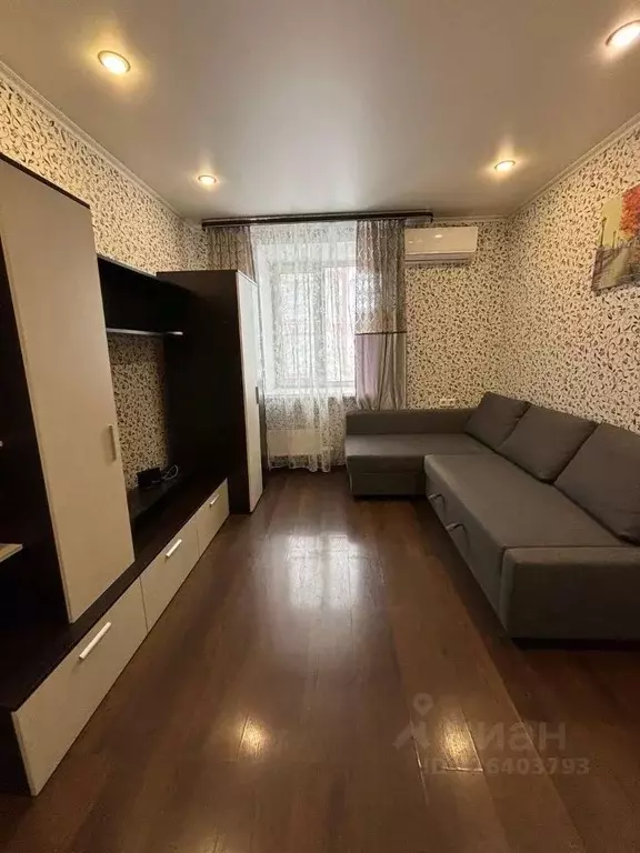 1-к кв. Татарстан, Казань ул. 2-я Юго-Западная, 35 (36.0 м) - Фото 1