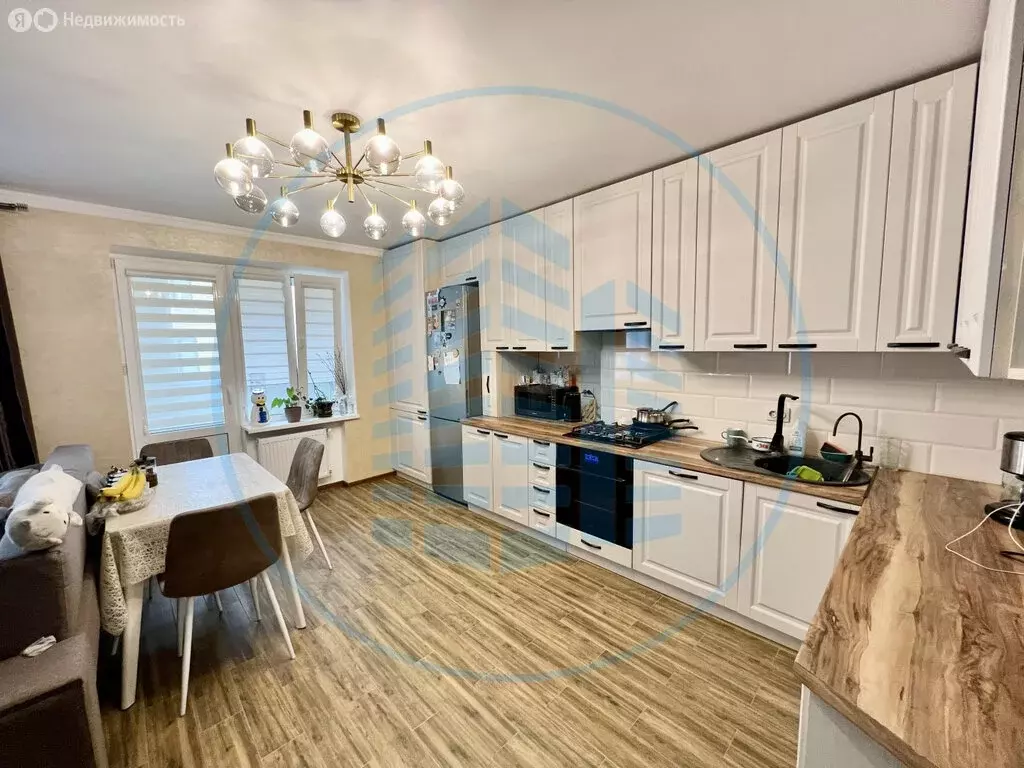 3-комнатная квартира: Ессентукская, улица Гагарина, 110к1 (81.4 м) - Фото 1