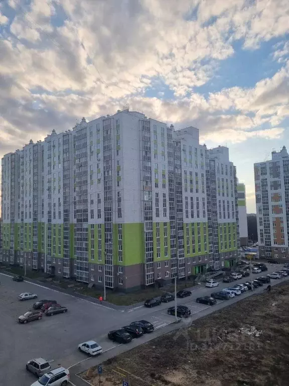 3-к кв. Чувашия, Чебоксары ул. Сергея Бутякова, 10 (76.0 м) - Фото 0