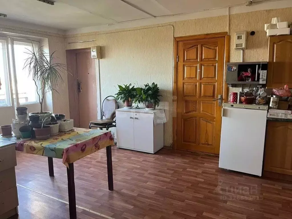 Комната Белгородская область, Белгород ул. 5 Августа, 2 (12.6 м) - Фото 1