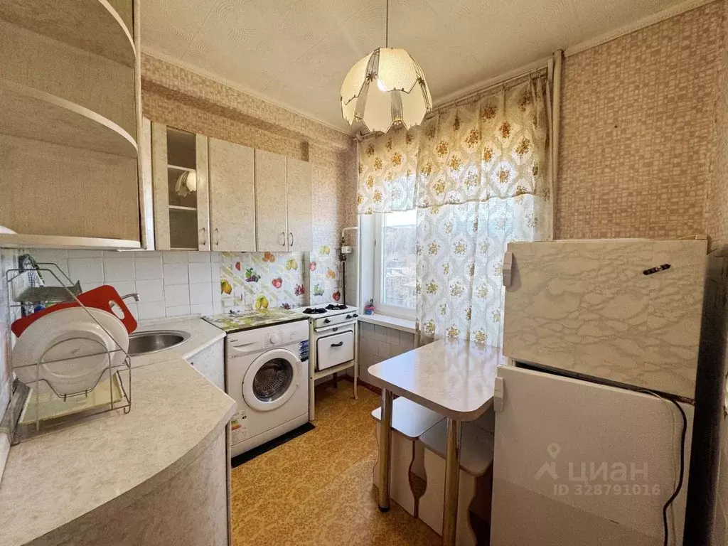 2-к кв. Красноярский край, Красноярск ул. 60 лет Октября, 40 (50.0 м) - Фото 1