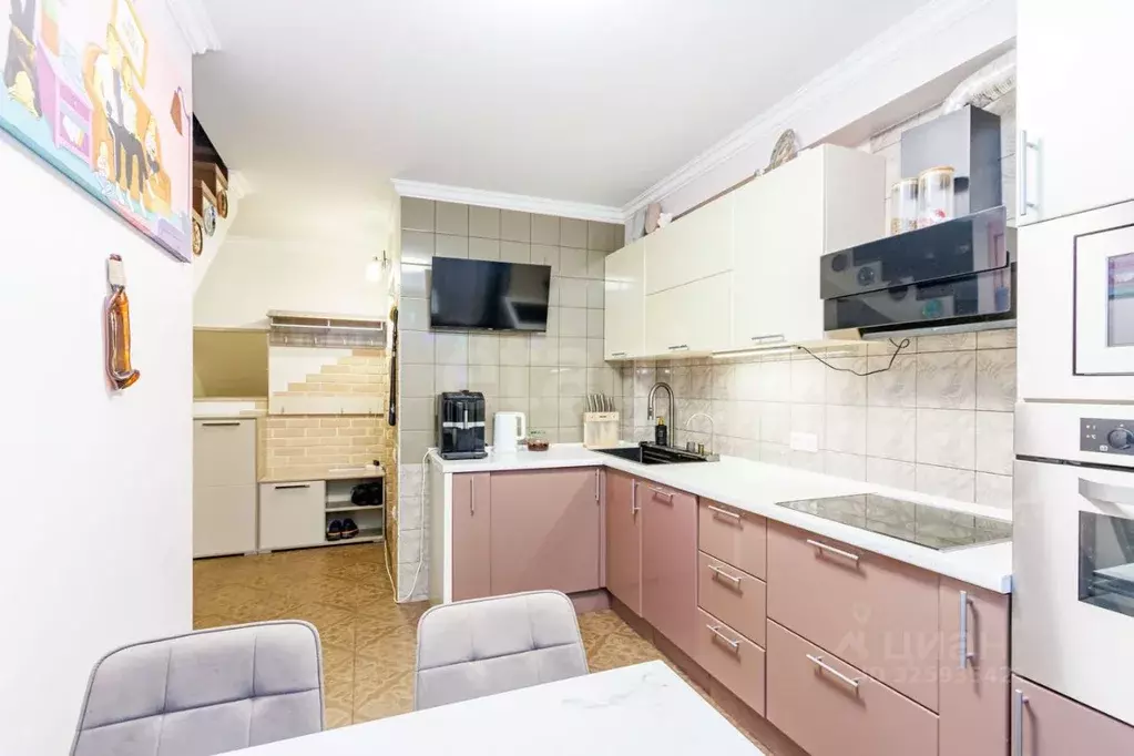 5-к кв. Тюменская область, Тюмень ул. Самарцева, 32 (143.8 м) - Фото 1