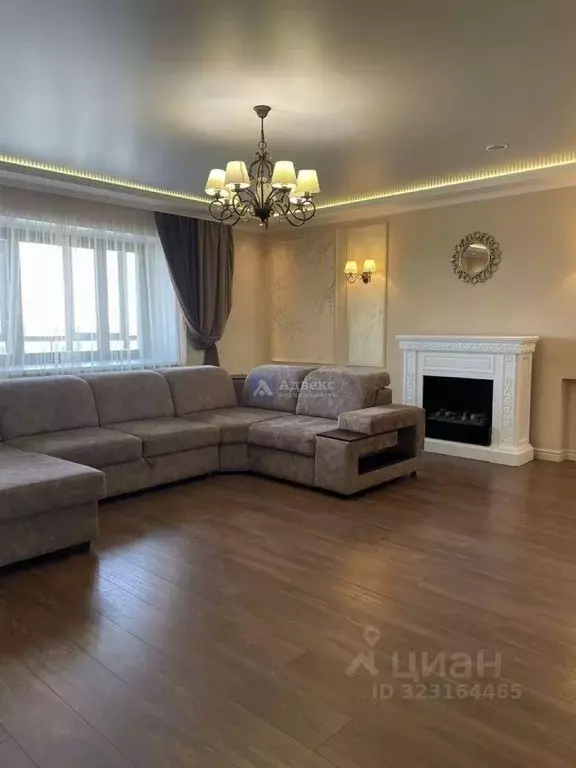 3-к кв. Тюменская область, Тюмень Харьковская ул., 68 (128.4 м) - Фото 0