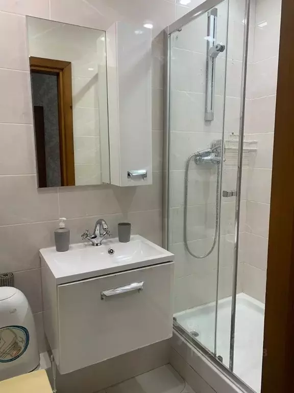 Комната Красноярский край, Красноярск просп. Металлургов, 51А (15.0 м) - Фото 1