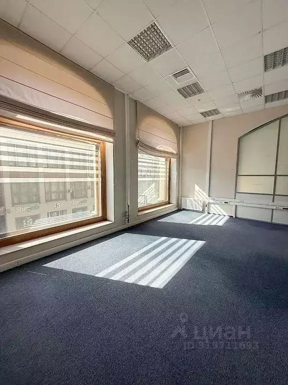 Офис в Москва ул. Кузнецкий Мост, 13/9С1 (467 м) - Фото 0
