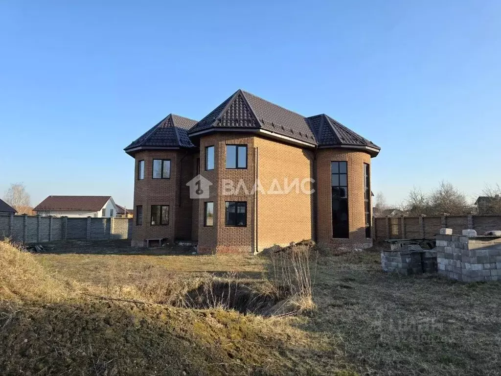 Дом в Брянская область, Брянский район, Супоневское с/пос, д. ... - Фото 1