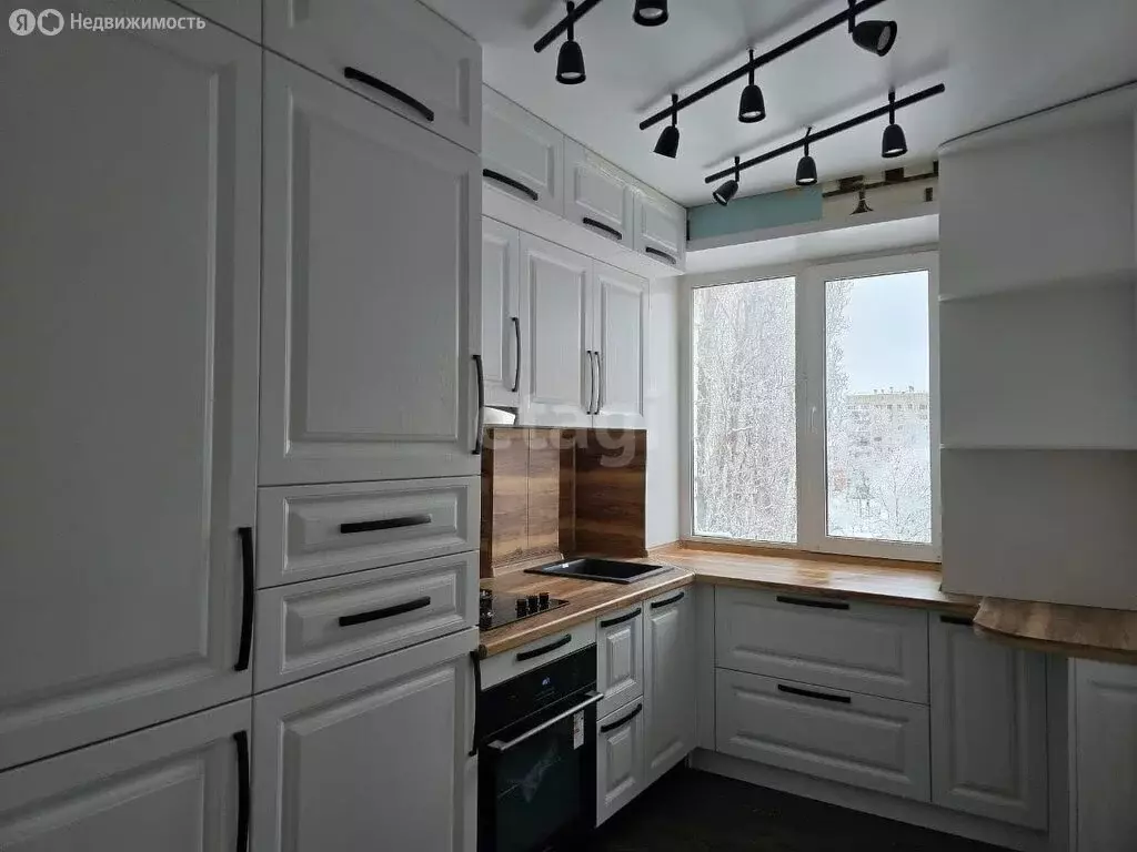 2-комнатная квартира: Тольятти, улица Мира, 102 (55 м) - Фото 1