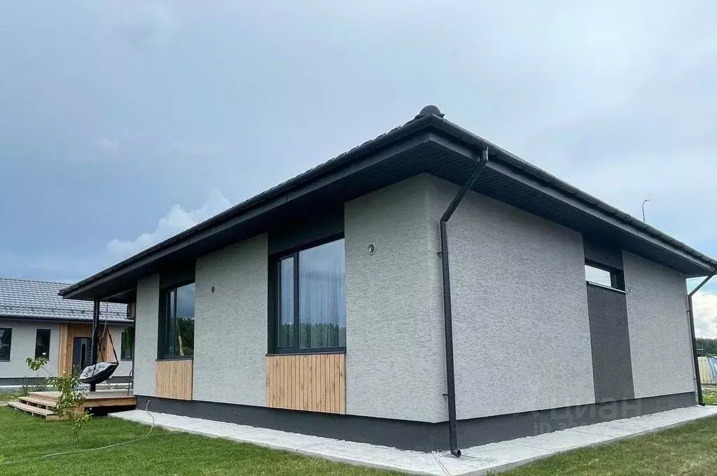 Дом в Свердловская область, Первоуральск муниципальный округ, с. ... - Фото 2