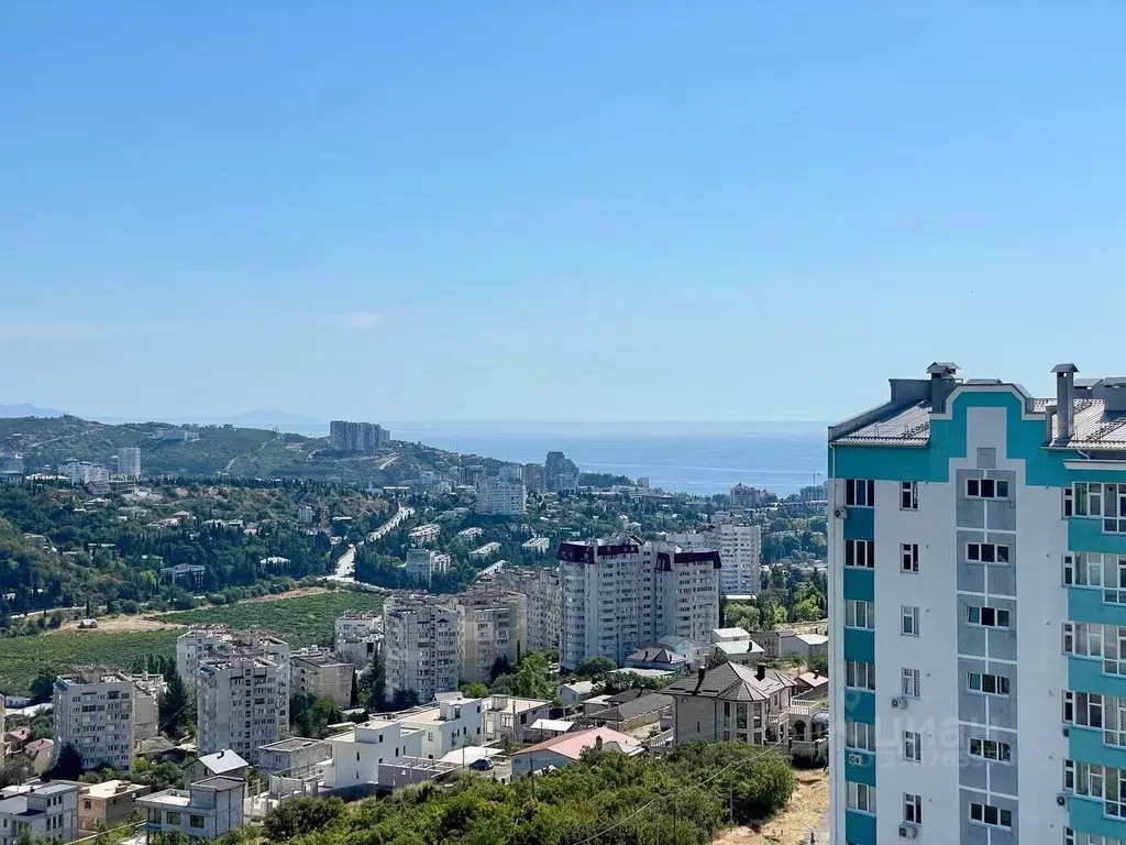 2-к кв. Крым, Алушта ул. 60 лет СССР, 29 (60.9 м) - Фото 0