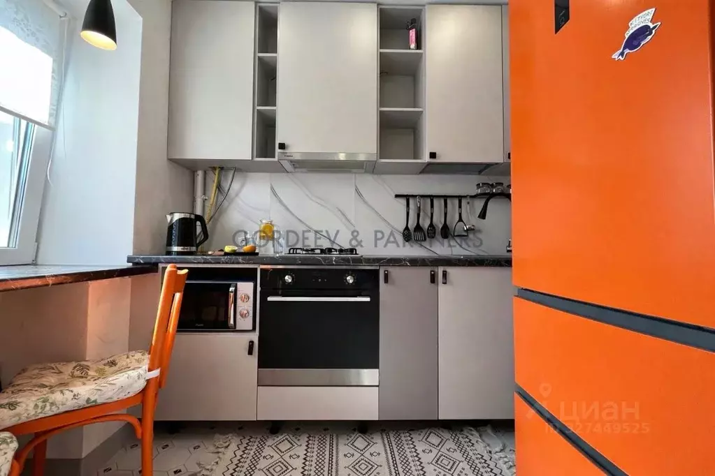 2-к кв. Татарстан, Казань ул. Нурсултана Назарбаева, 43 (43.0 м) - Фото 1