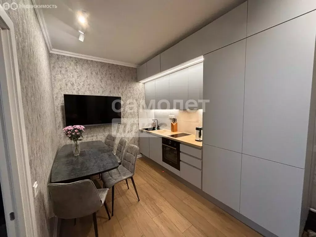 2-комнатная квартира: Москва, улица Коминтерна, 15 (41 м) - Фото 1