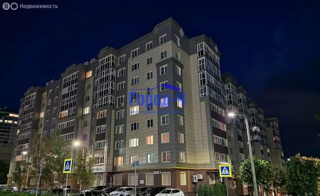 2-комнатная квартира: Чебоксары, улица Ивана Франко, 7 (60 м) - Фото 1